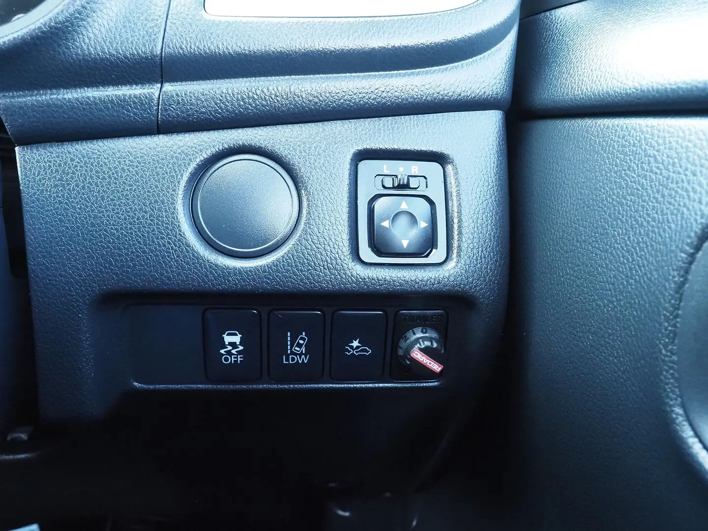 2022 Mitsubishi Triton Gallery Image 29
