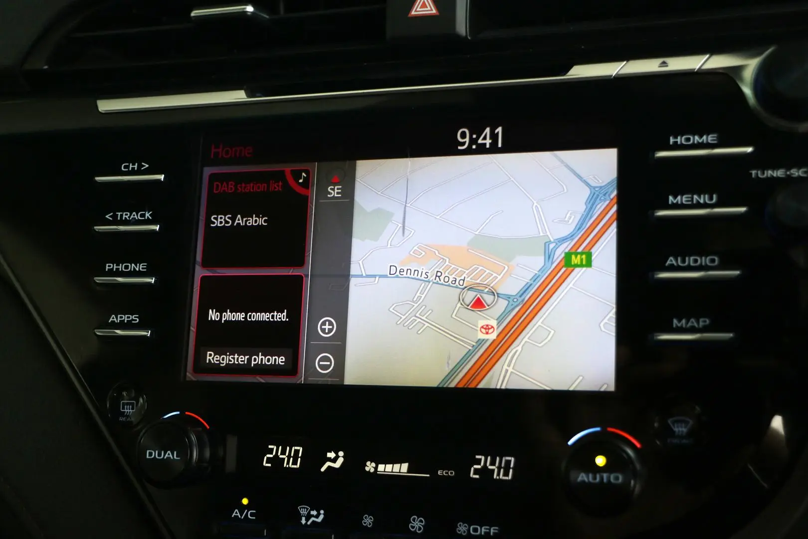 2020 Toyota Camry Gallery Image 11