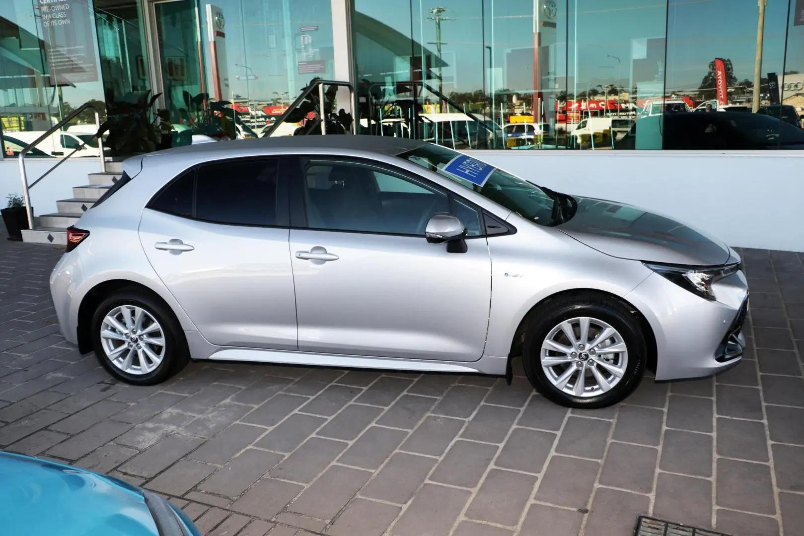 2025 Toyota Corolla Gallery Image 7