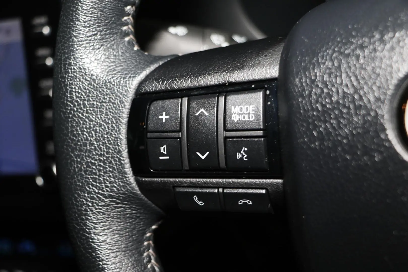 2025 Toyota Hilux Gallery Image 18