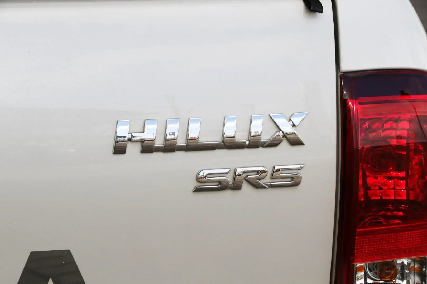 2016 Toyota Hilux Gallery Image 24