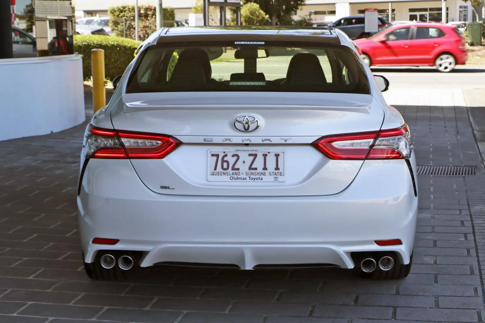 2019 Toyota Camry Gallery Image 5