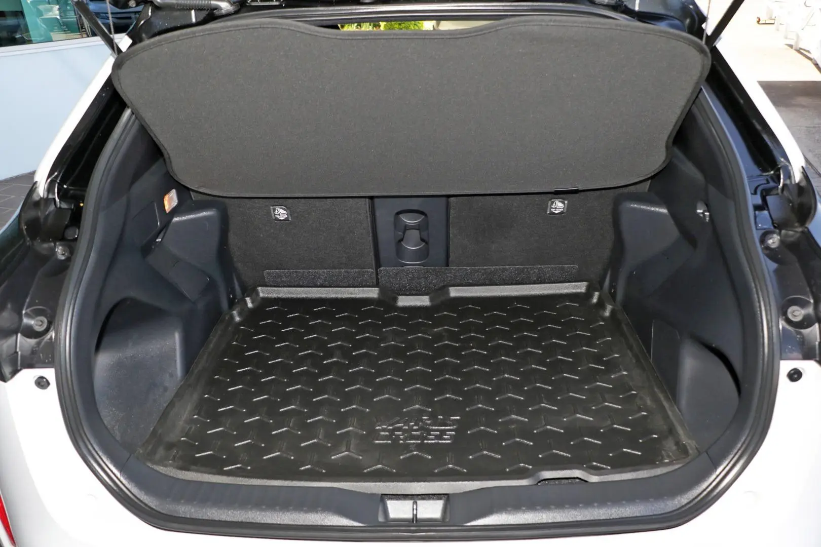 2022 Toyota Yaris Cross Gallery Image 24