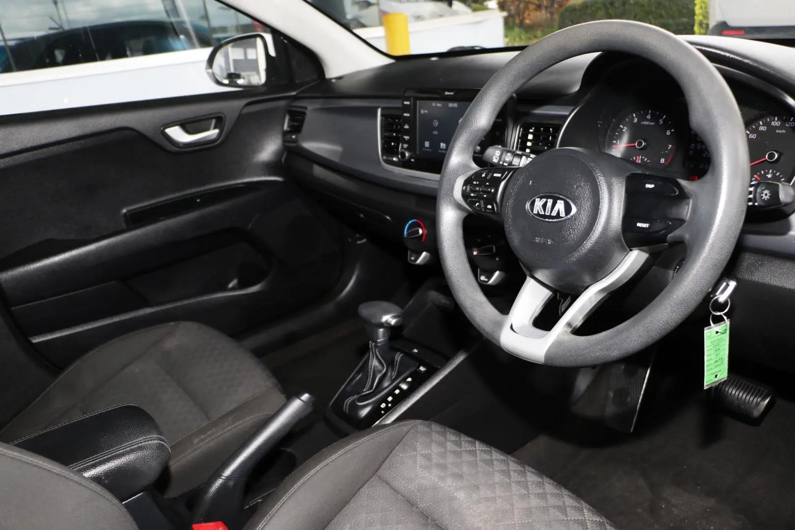 2019 Kia Rio Gallery Image 6
