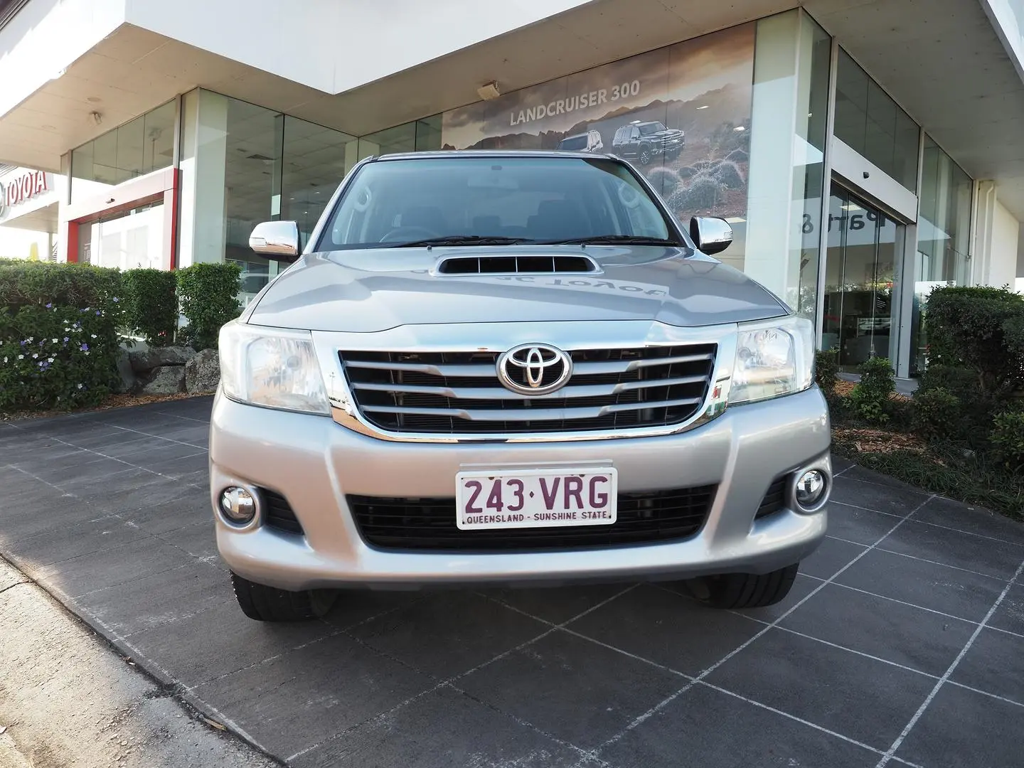 2015 Toyota Hilux Gallery Image 8