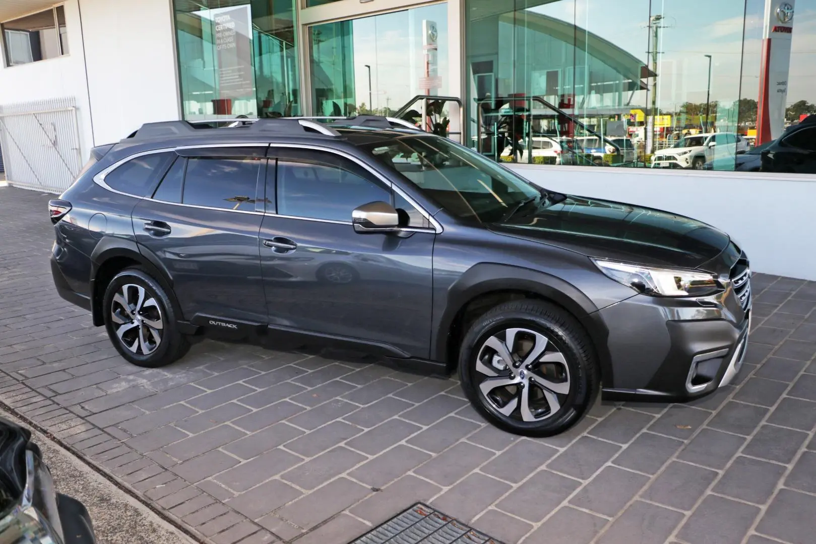 2022 Subaru Outback Gallery Image 5