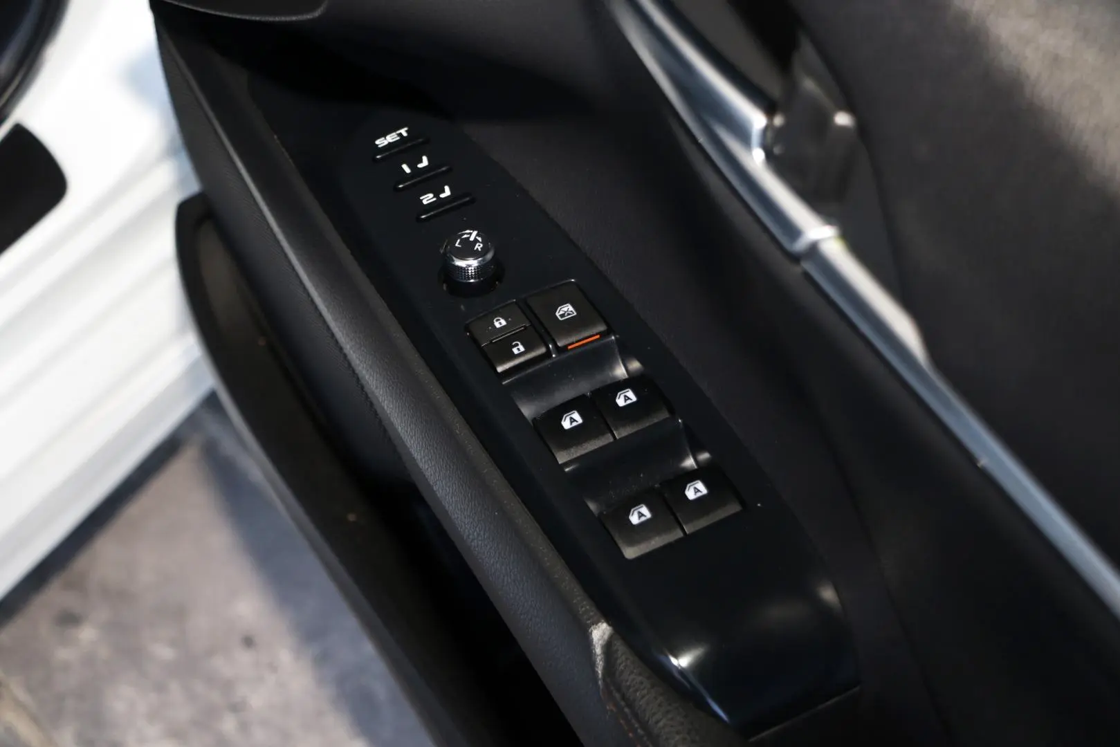 2019 Toyota Camry Gallery Image 24