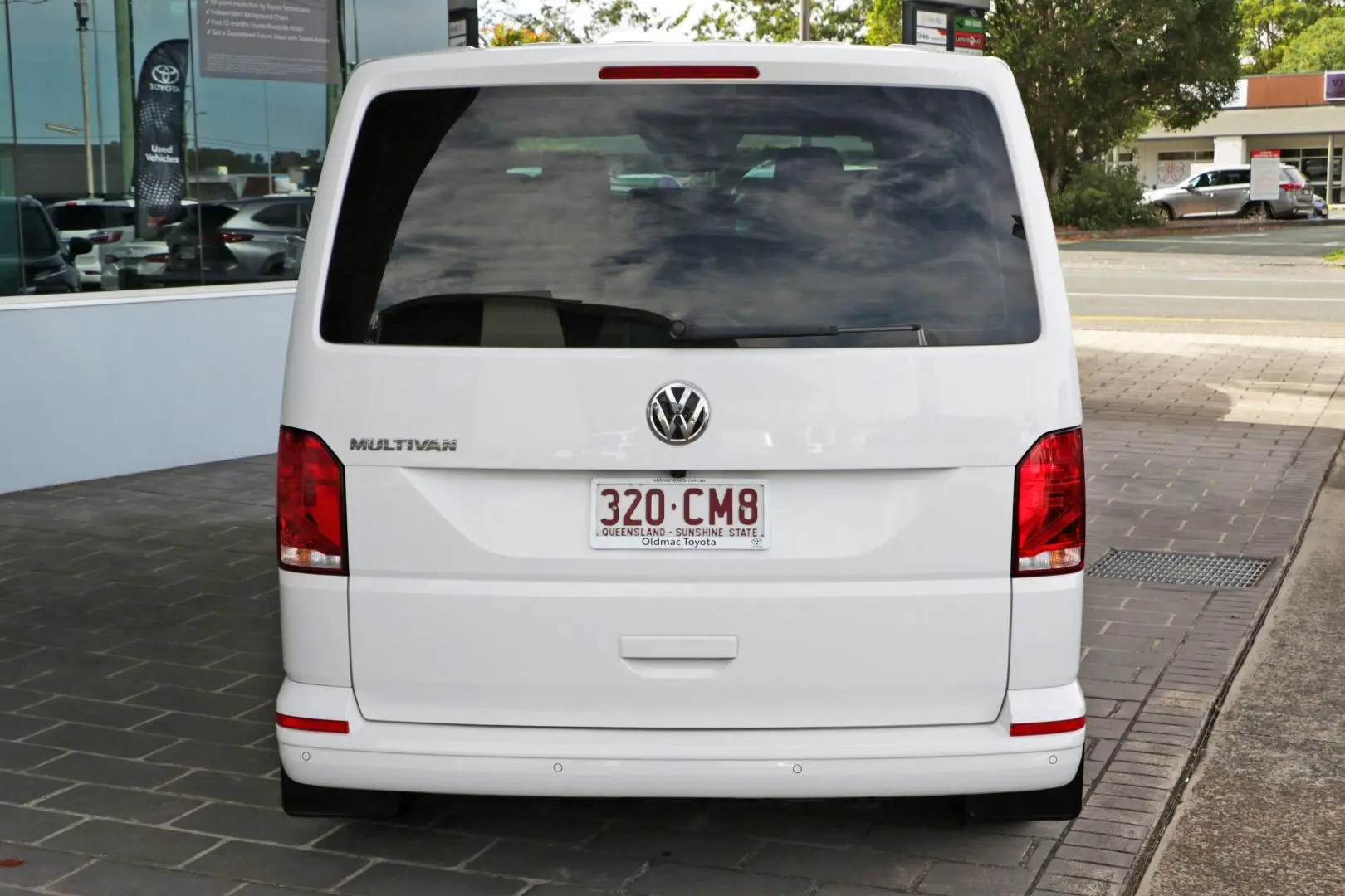 2021 Volkswagen Multivan Gallery Image 4