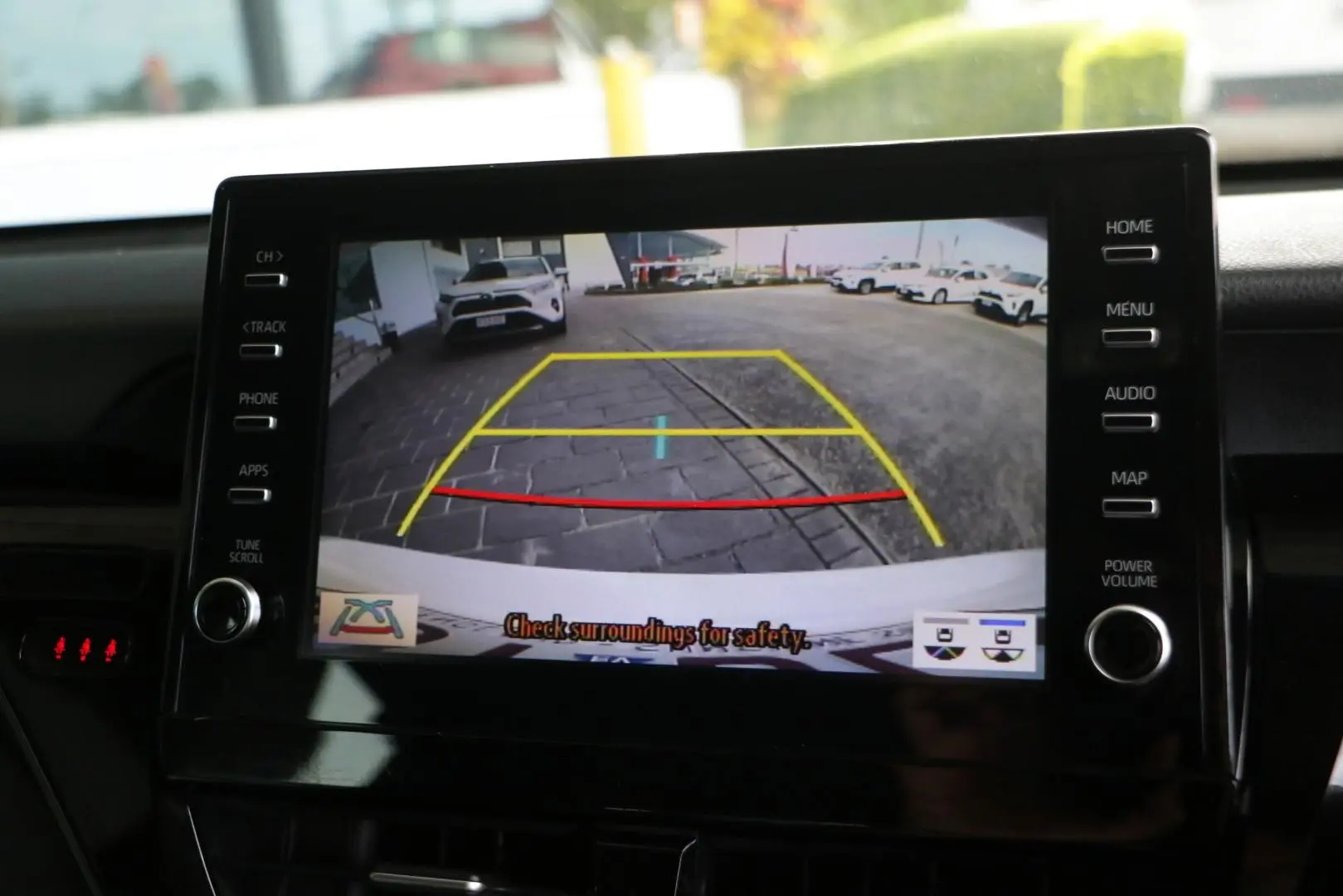 2021 Toyota Camry Gallery Image 11