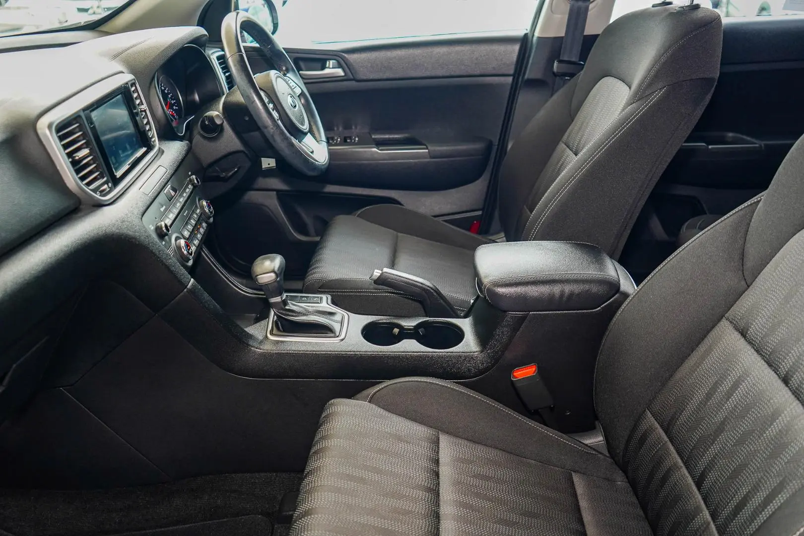 2019 Kia Sportage Gallery Image 9