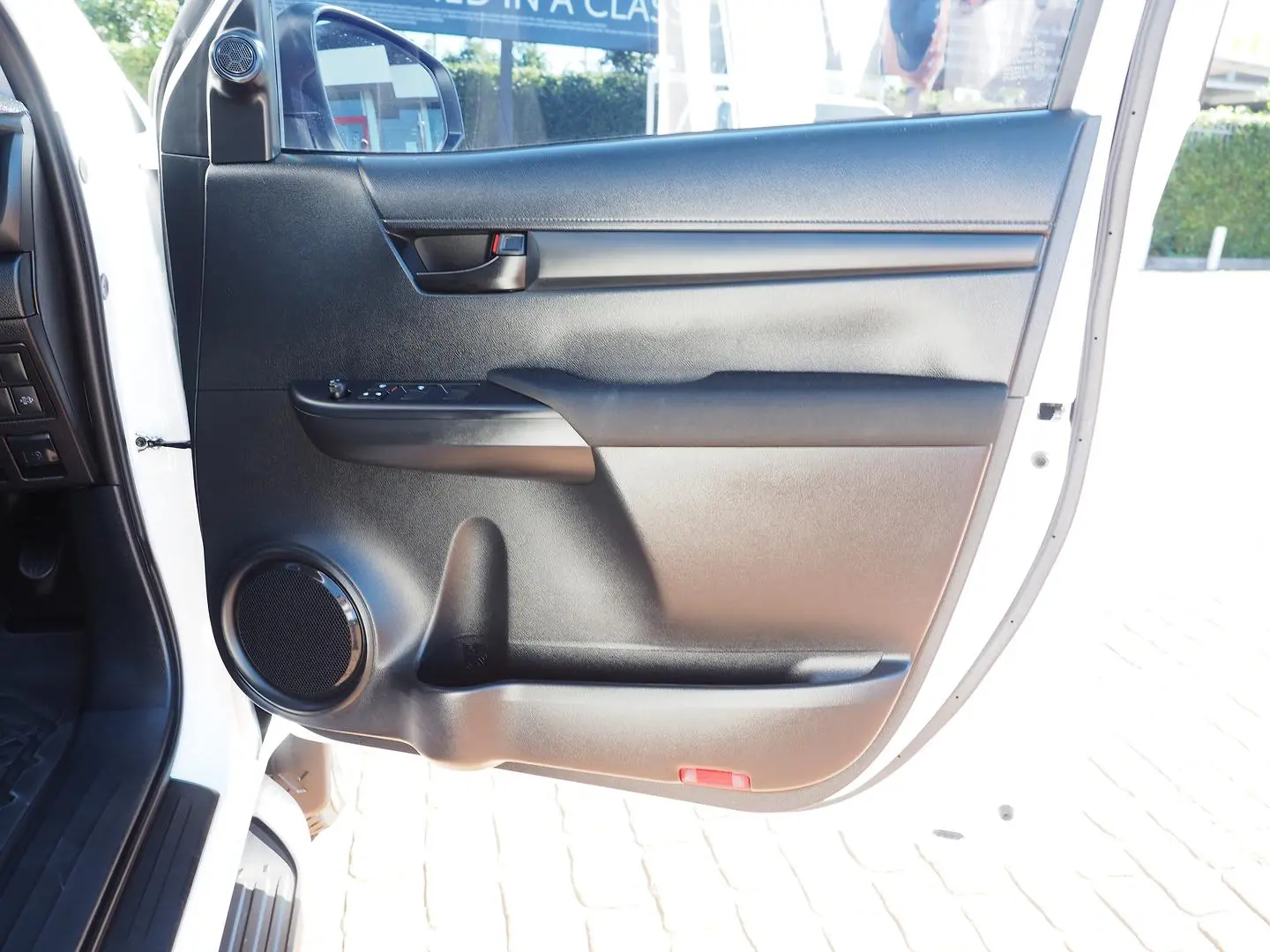 2022 Toyota Hilux Gallery Image 21
