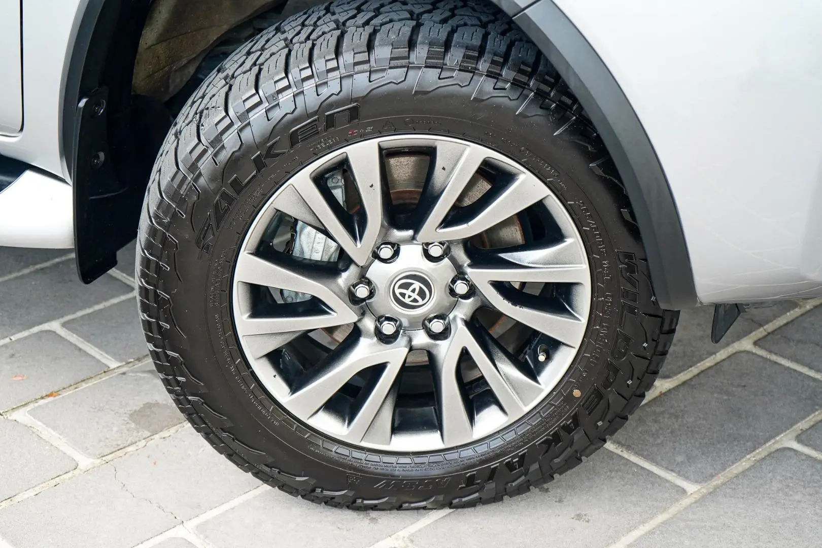 2020 Toyota Fortuner Gallery Image 24