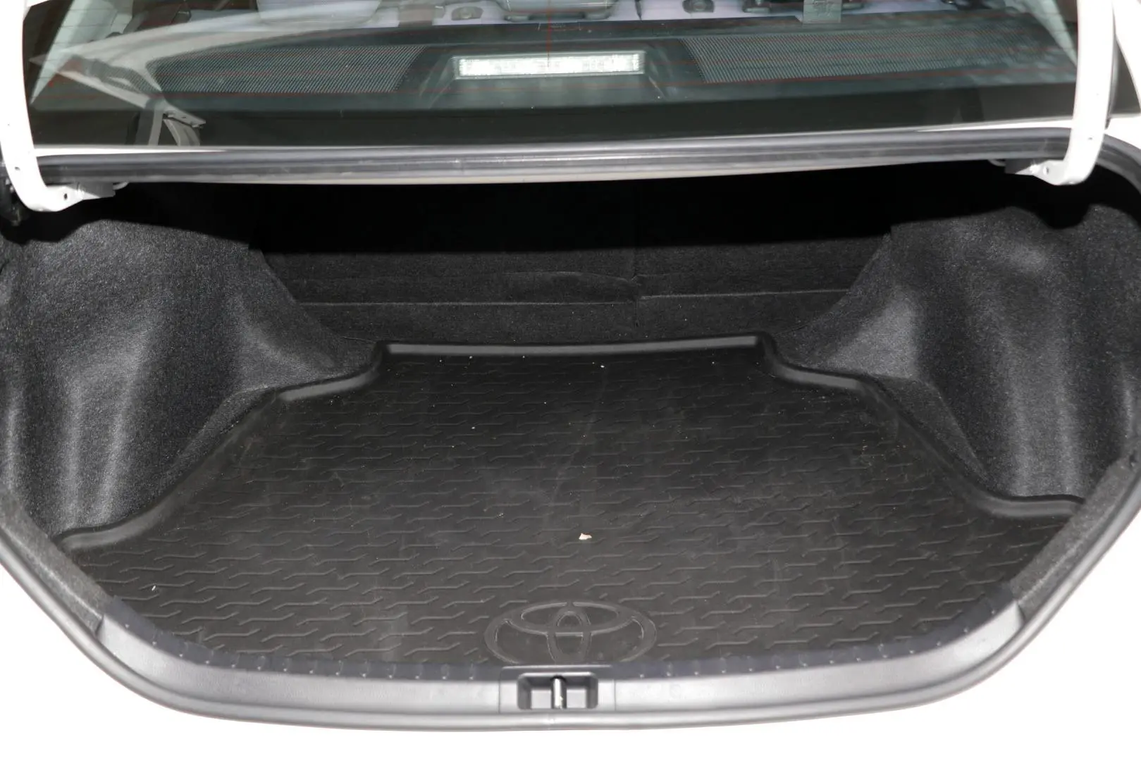 2017 Toyota Corolla Gallery Image 21