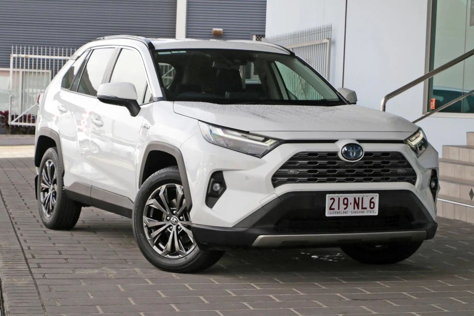 2022 Toyota RAV4 Gallery Image 1