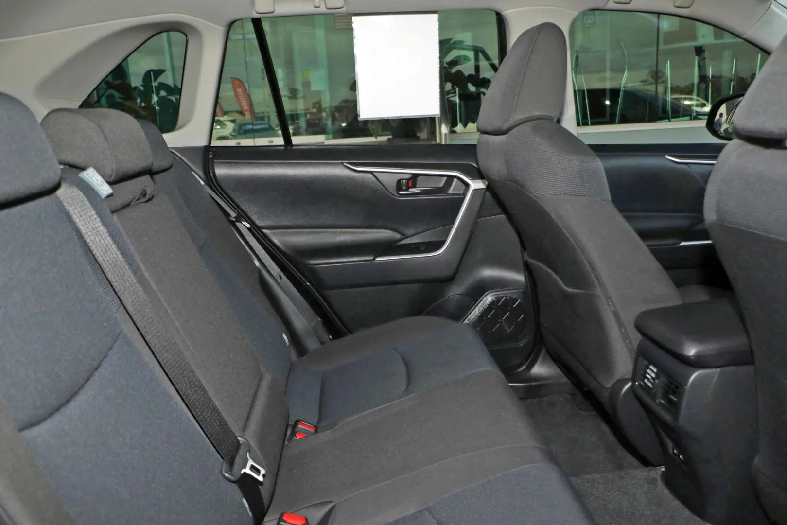 2024 Toyota RAV4 Gallery Image 10