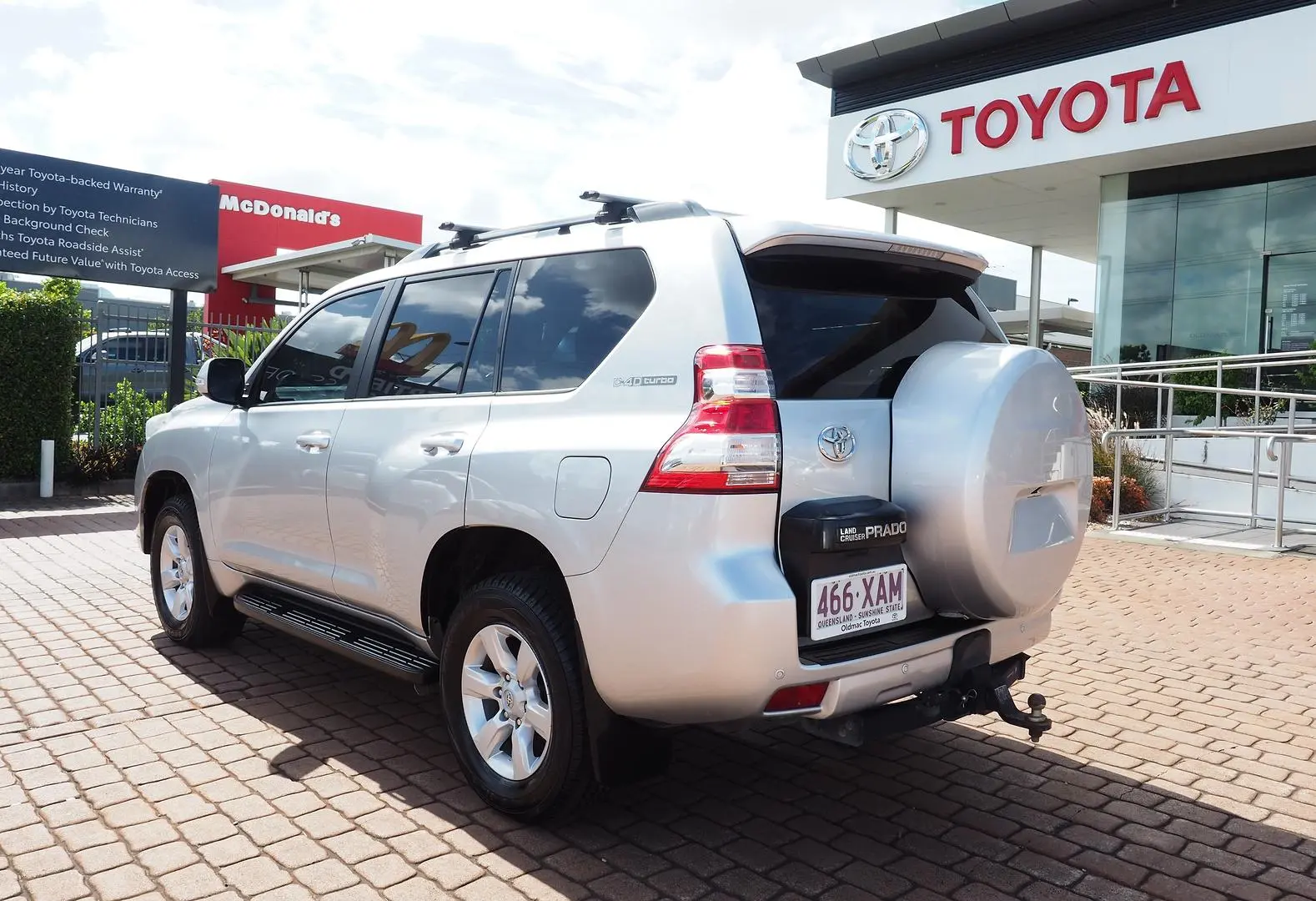 2016 Toyota Landcruiser Prado Gallery Image 8