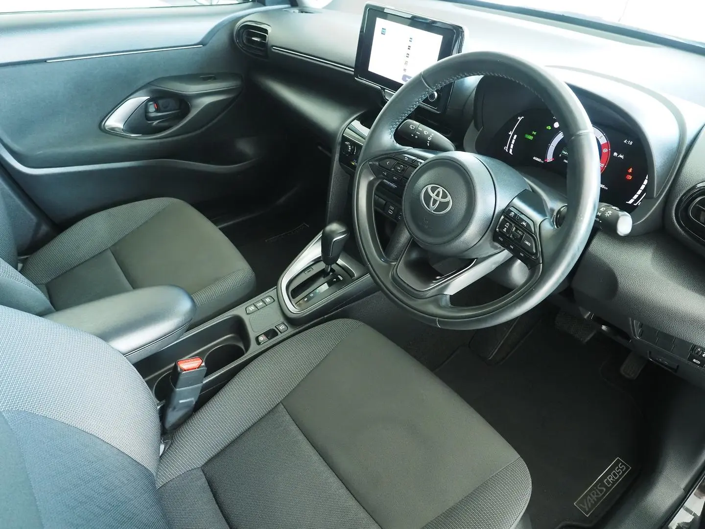 2024 Toyota Yaris Cross Gallery Image 4