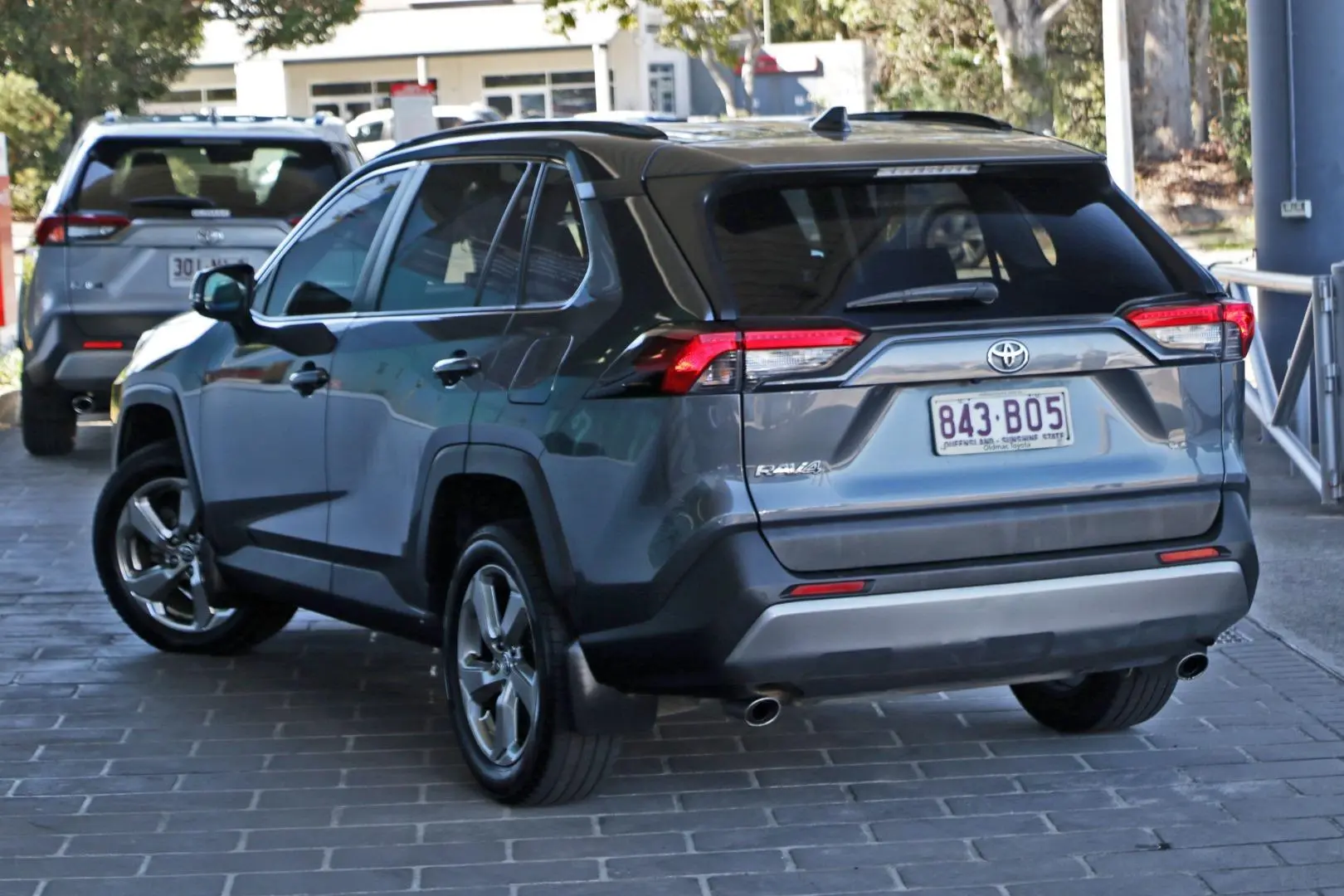 2021 Toyota RAV4 Gallery Image 2