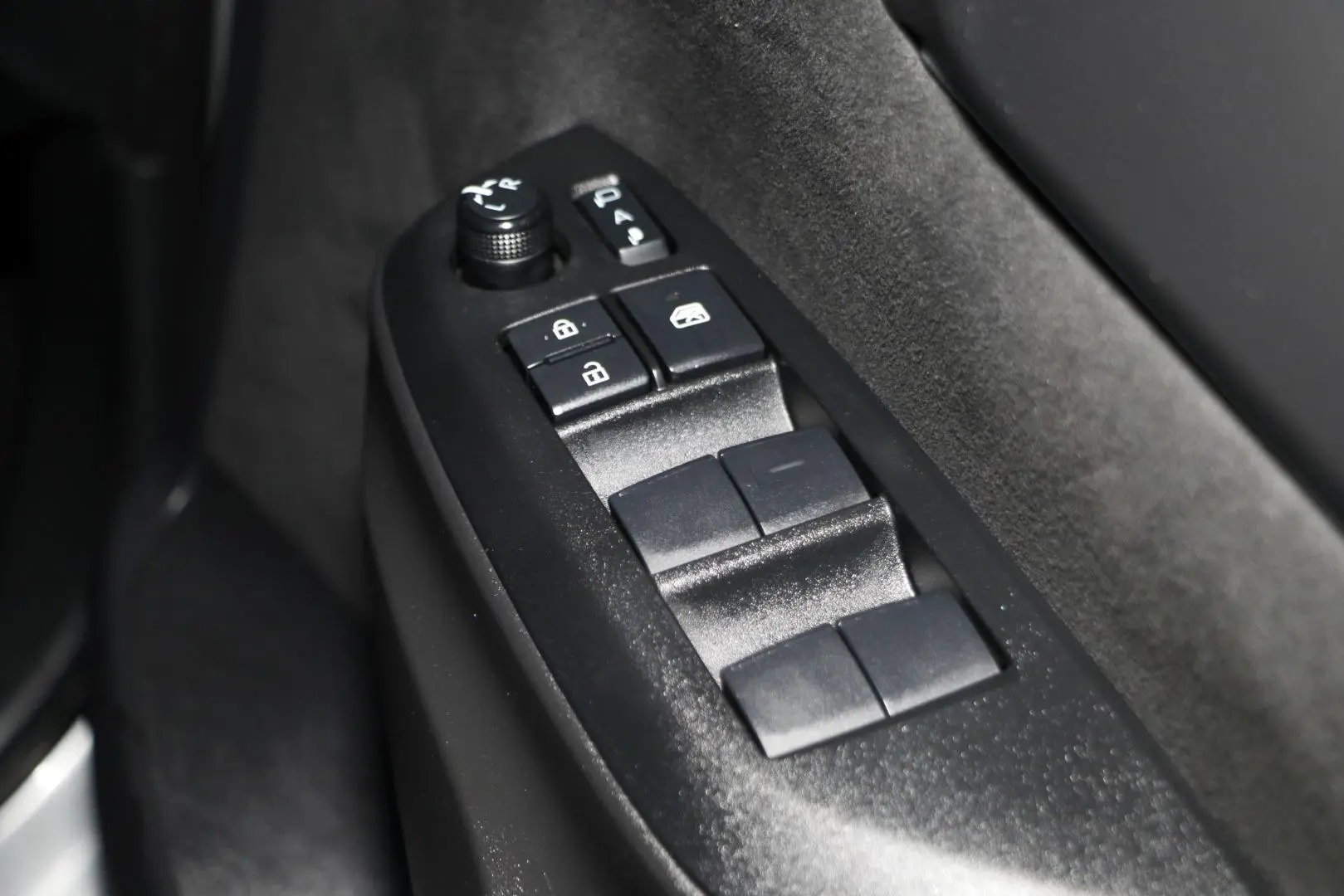 2023 Toyota Yaris Cross Gallery Image 18