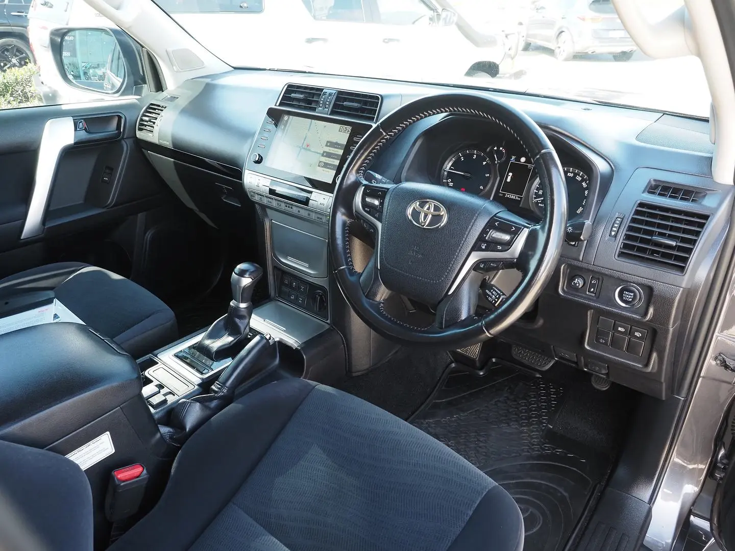 2020 Toyota Landcruiser Prado Gallery Image 4