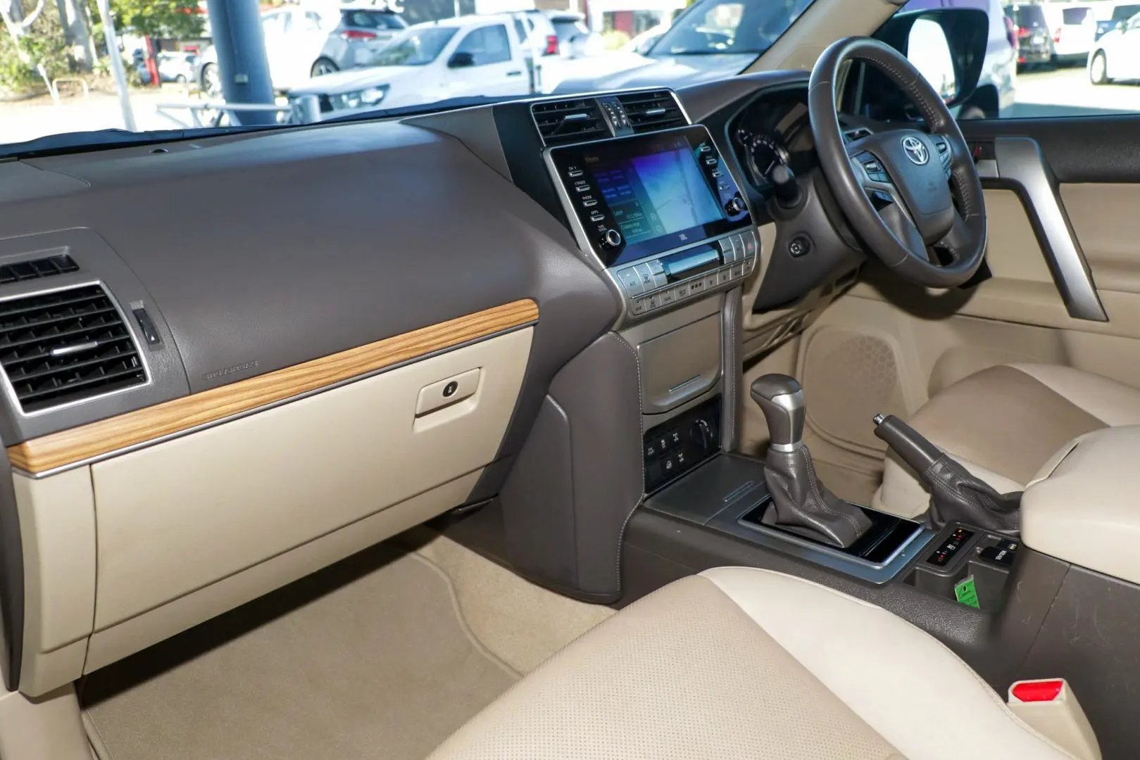 2021 Toyota Landcruiser Prado Gallery Image 8