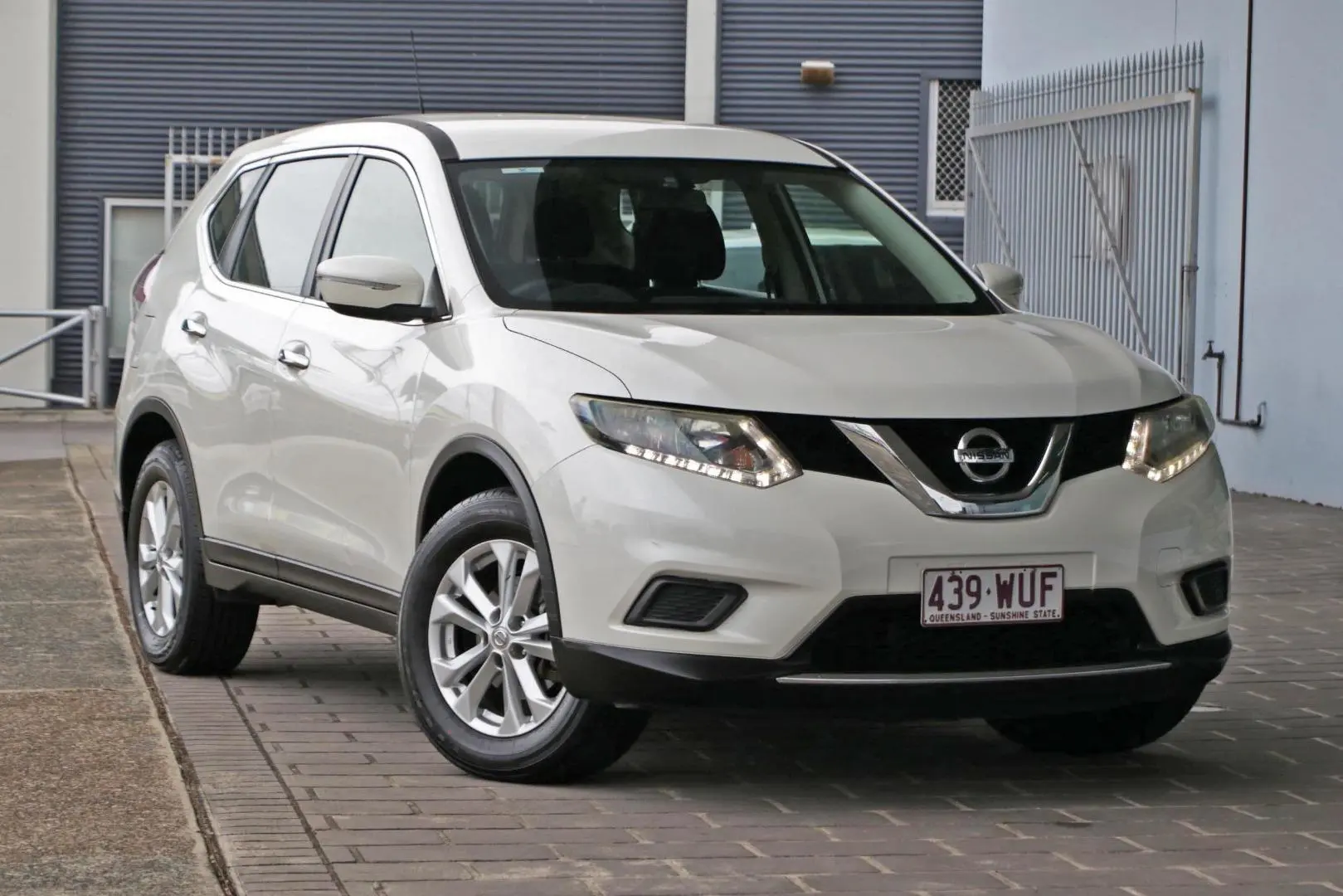 2016 Nissan X-Trail Gallery Image 1