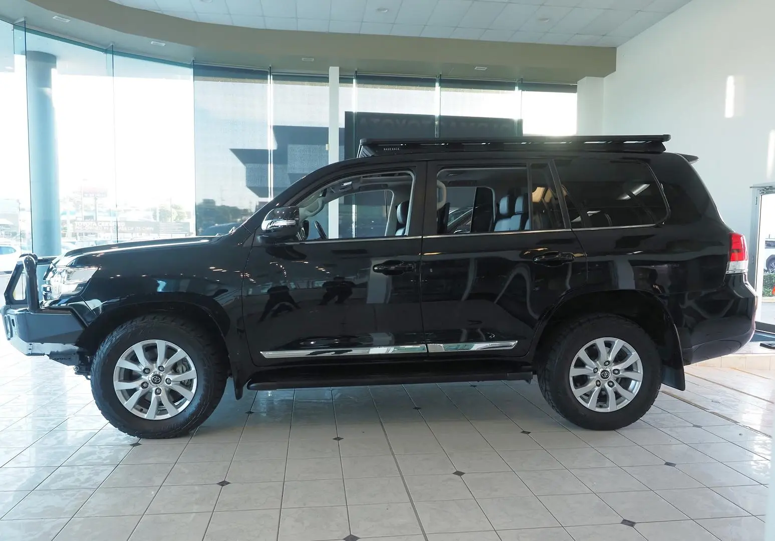 2021 Toyota Landcruiser Gallery Image 10