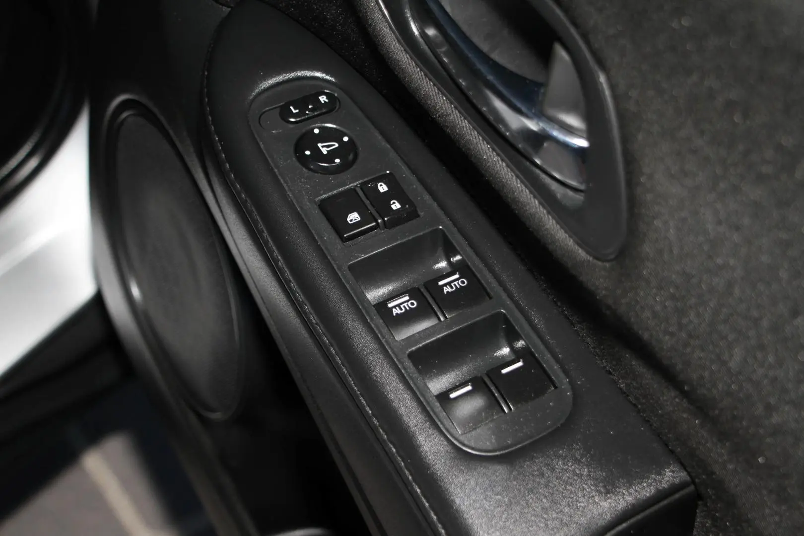 2015 Honda HR-V Gallery Image 17