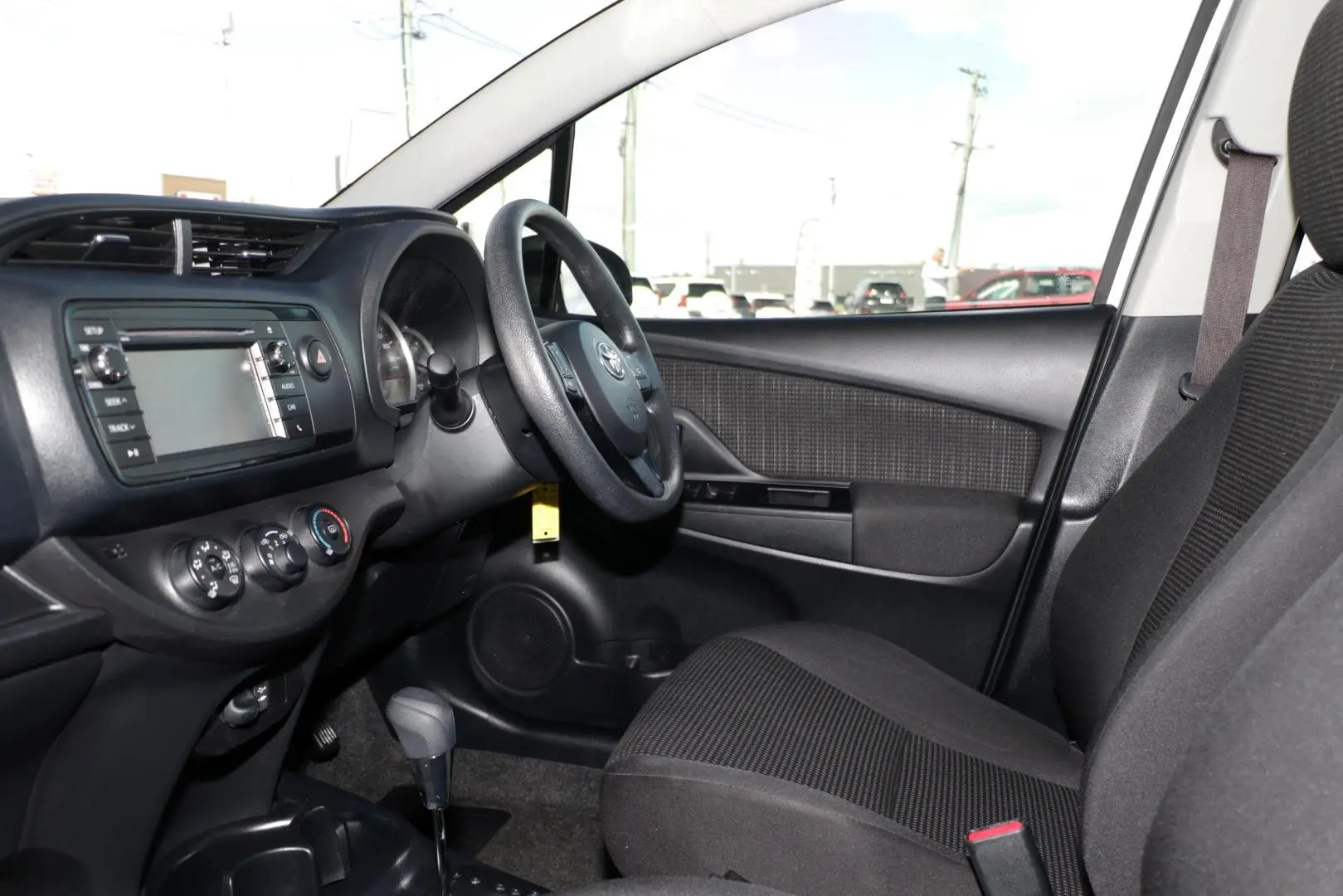 2019 Toyota Yaris Gallery Image 10