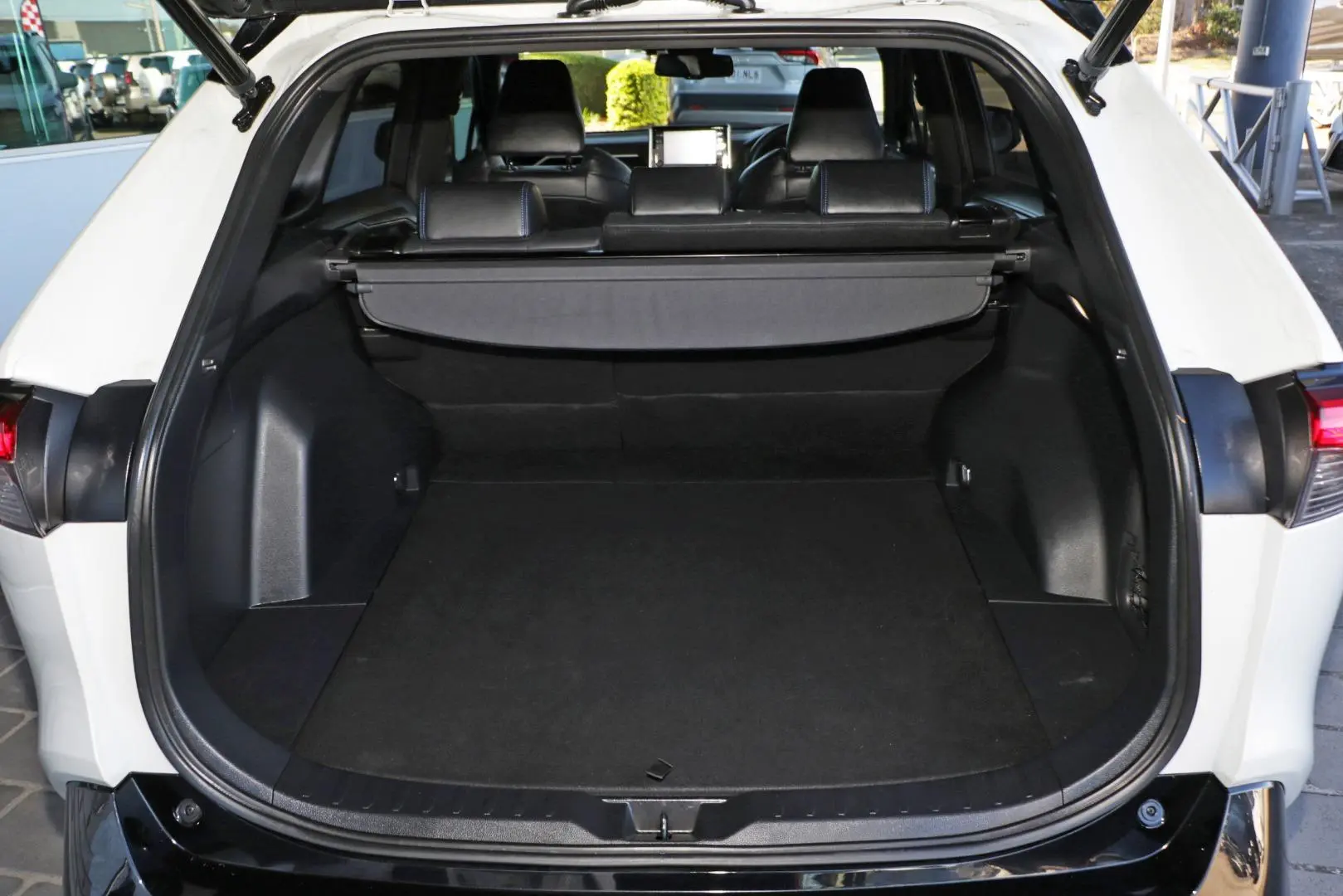 2022 Toyota RAV4 Gallery Image 22