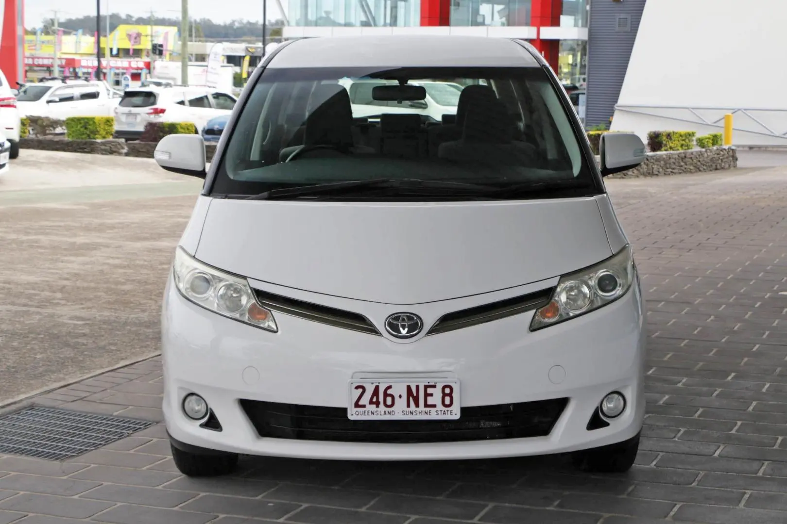 2015 Toyota Tarago Gallery Image 3