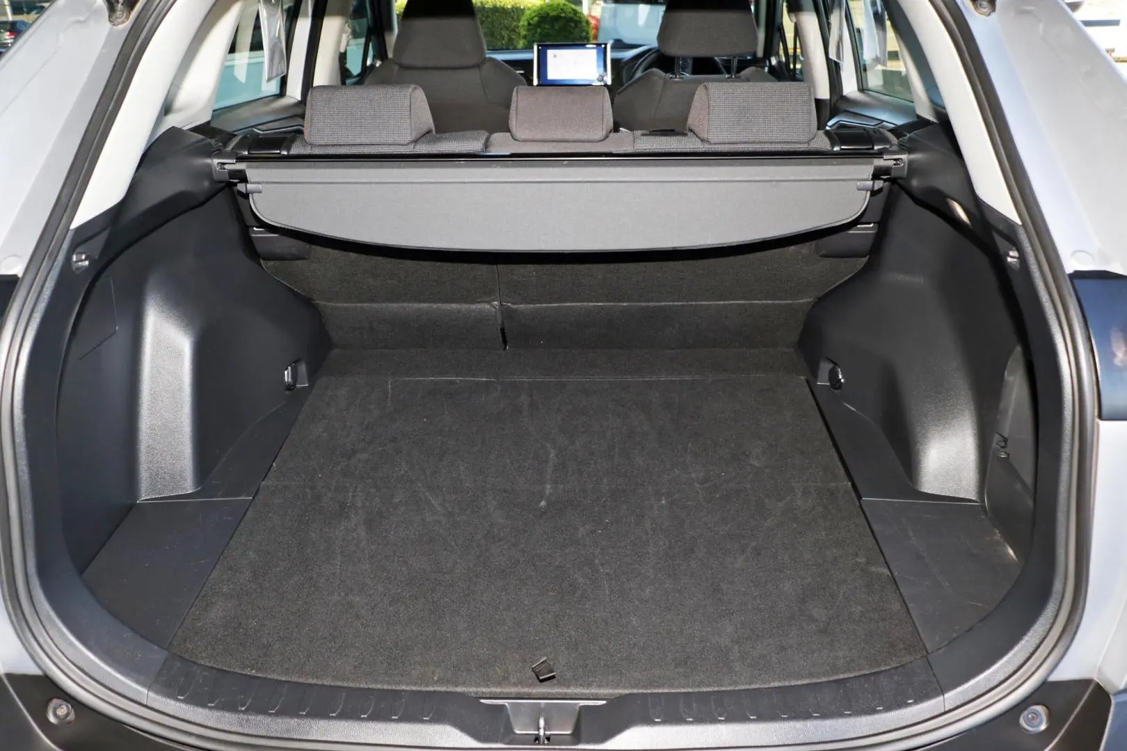 2025 Toyota RAV4 Gallery Image 23