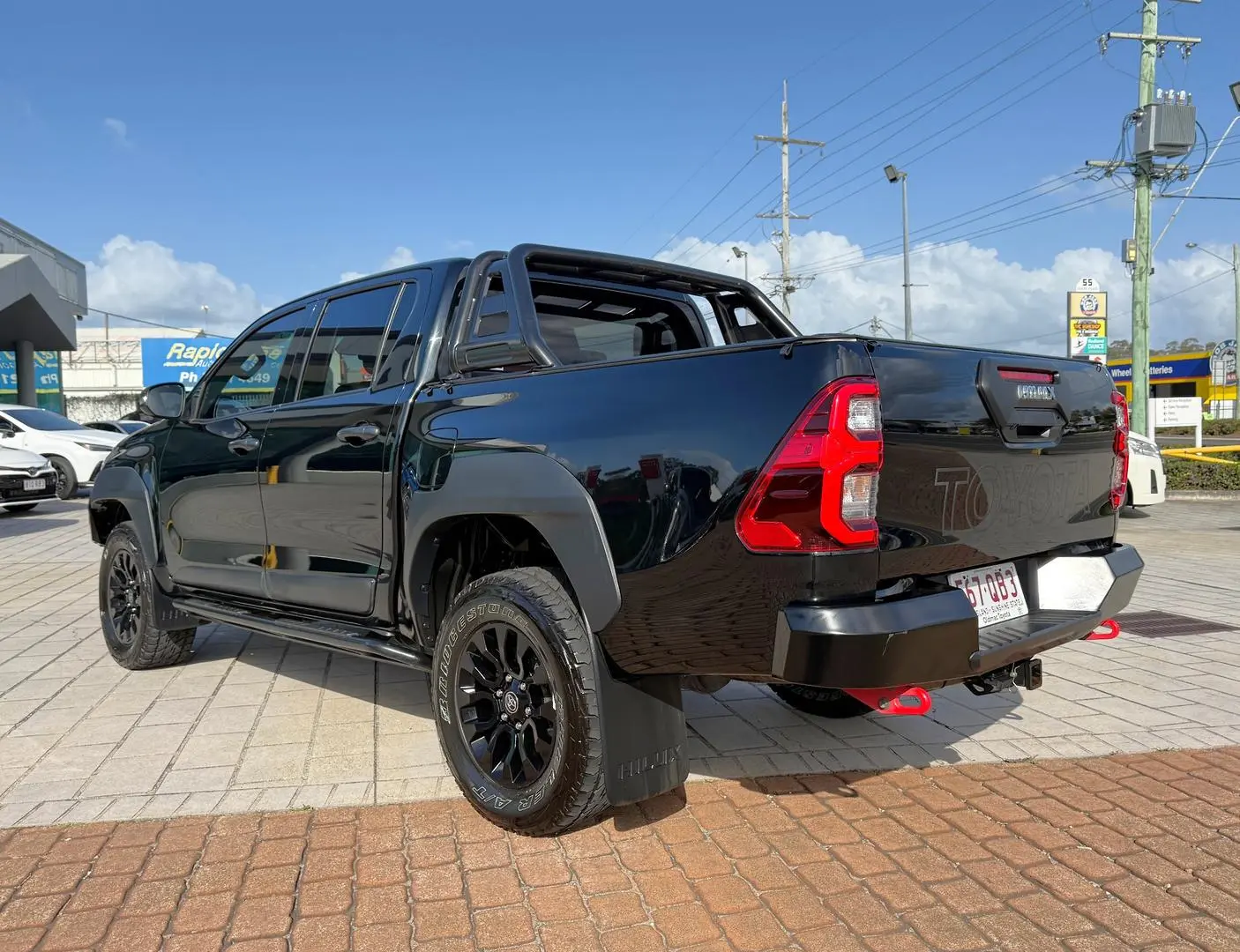 2022 Toyota Hilux Gallery Image 3