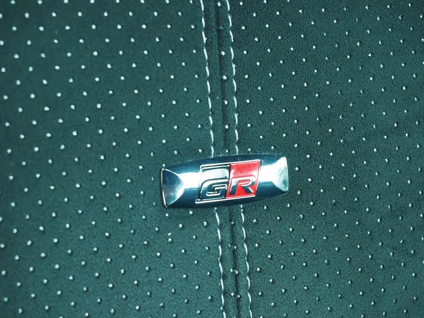 2021 Toyota C-HR Gallery Image 19