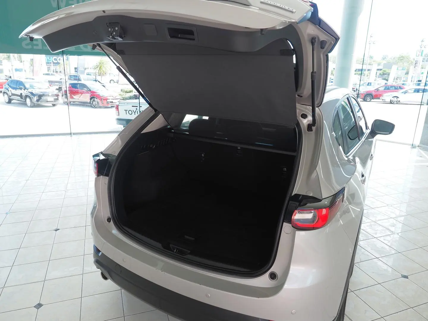 2024 Mazda CX-5 Gallery Image 12