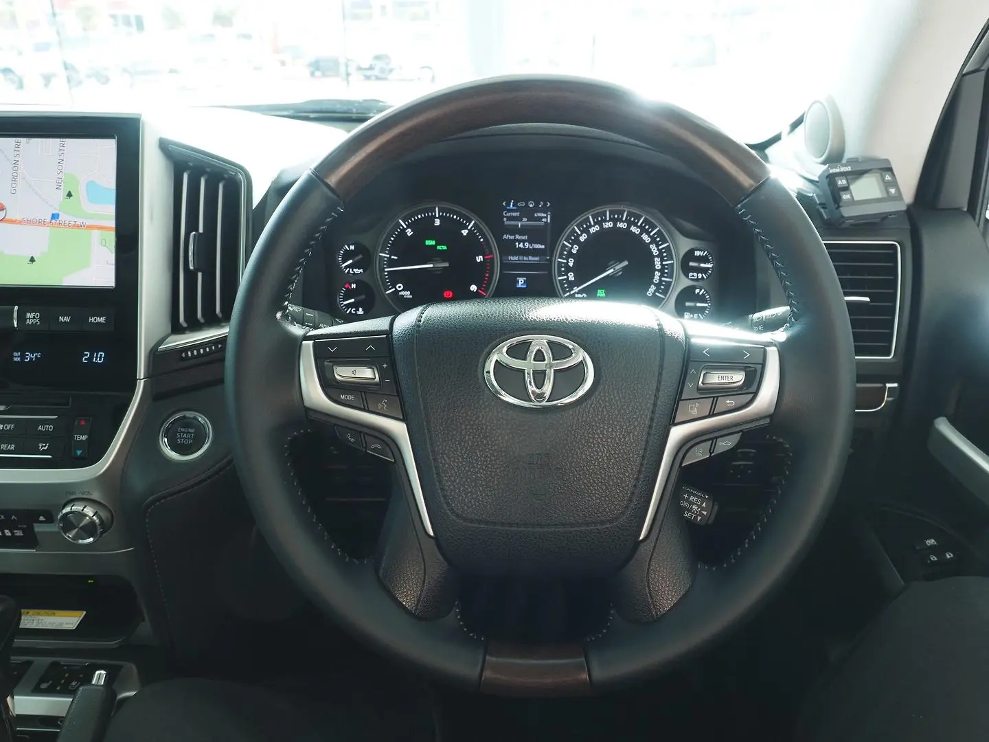 2018 Toyota Landcruiser Gallery Image 31