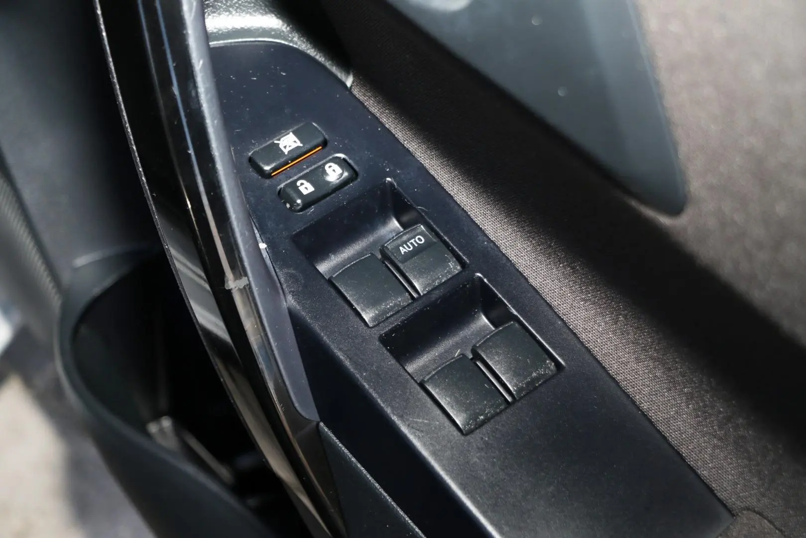 2018 Toyota Corolla Gallery Image 18