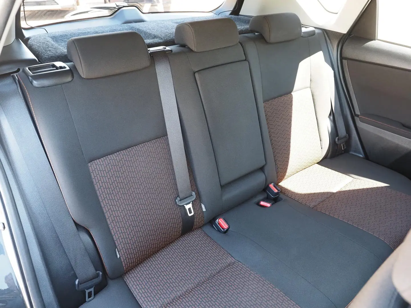 2016 Toyota Corolla Gallery Image 13