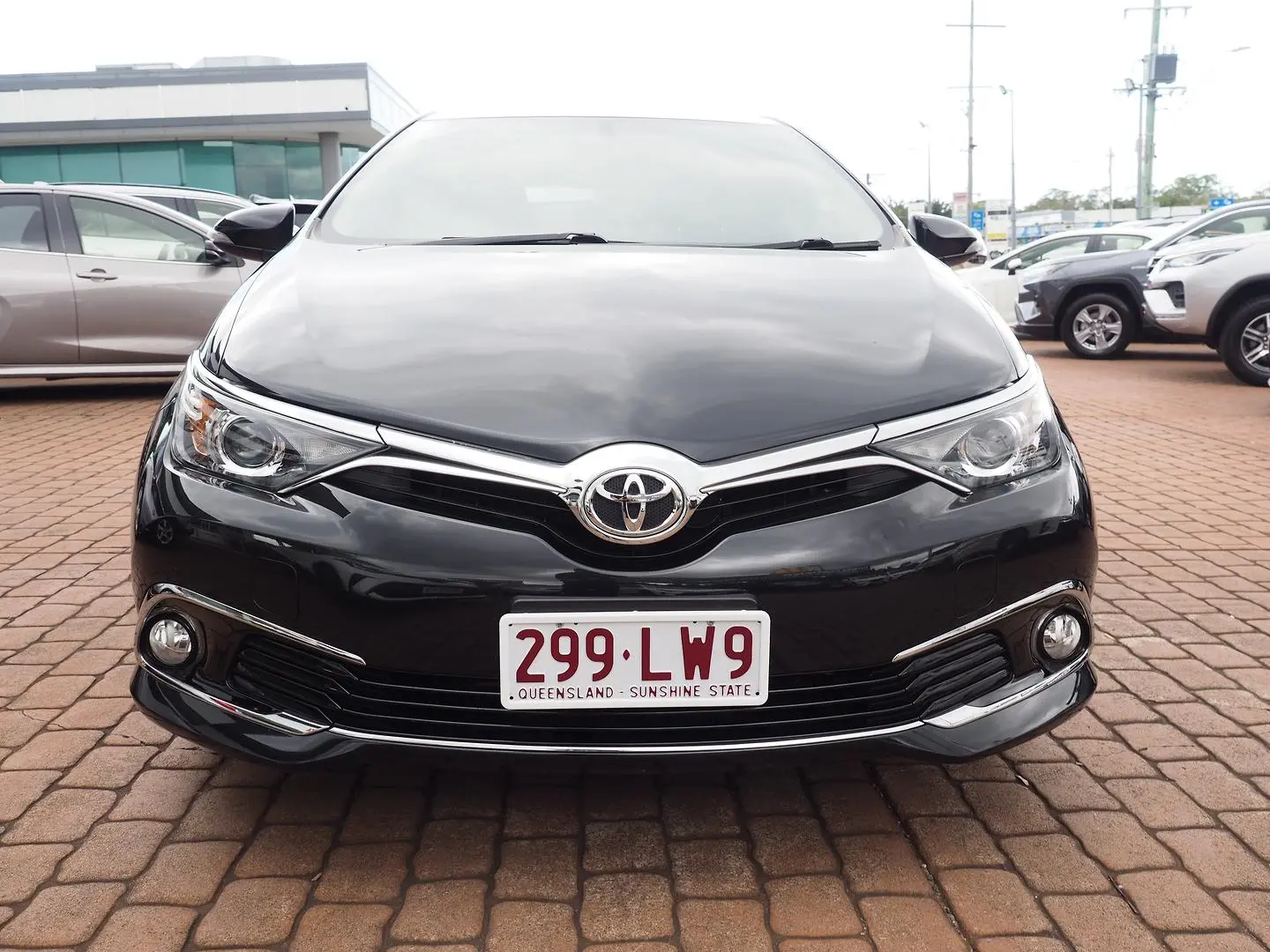 2016 Toyota Corolla Gallery Image 10