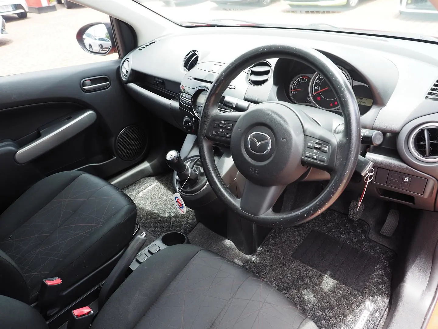 2013 Mazda 2 Gallery Image 20