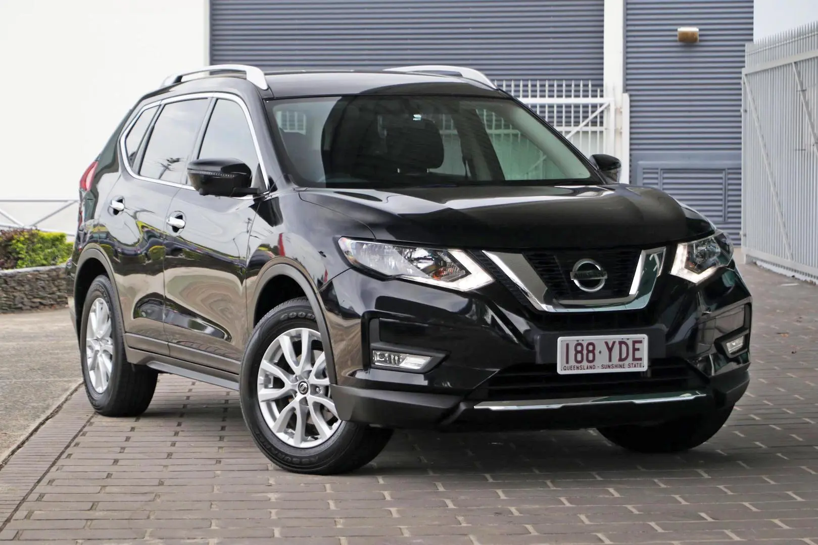 2018 Nissan X-Trail Gallery Image 1