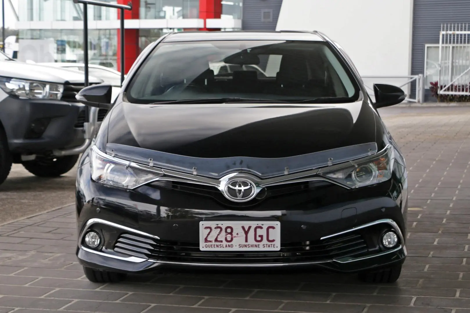 2018 Toyota Corolla Gallery Image 3