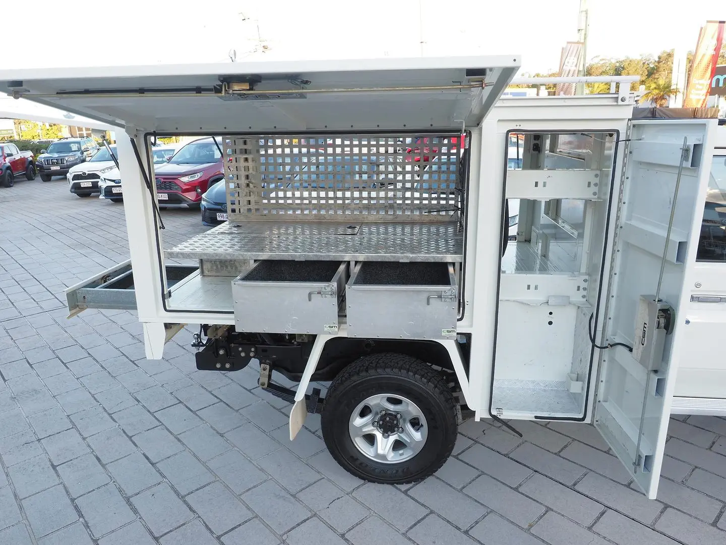 2019 Toyota Landcruiser Gallery Image 3