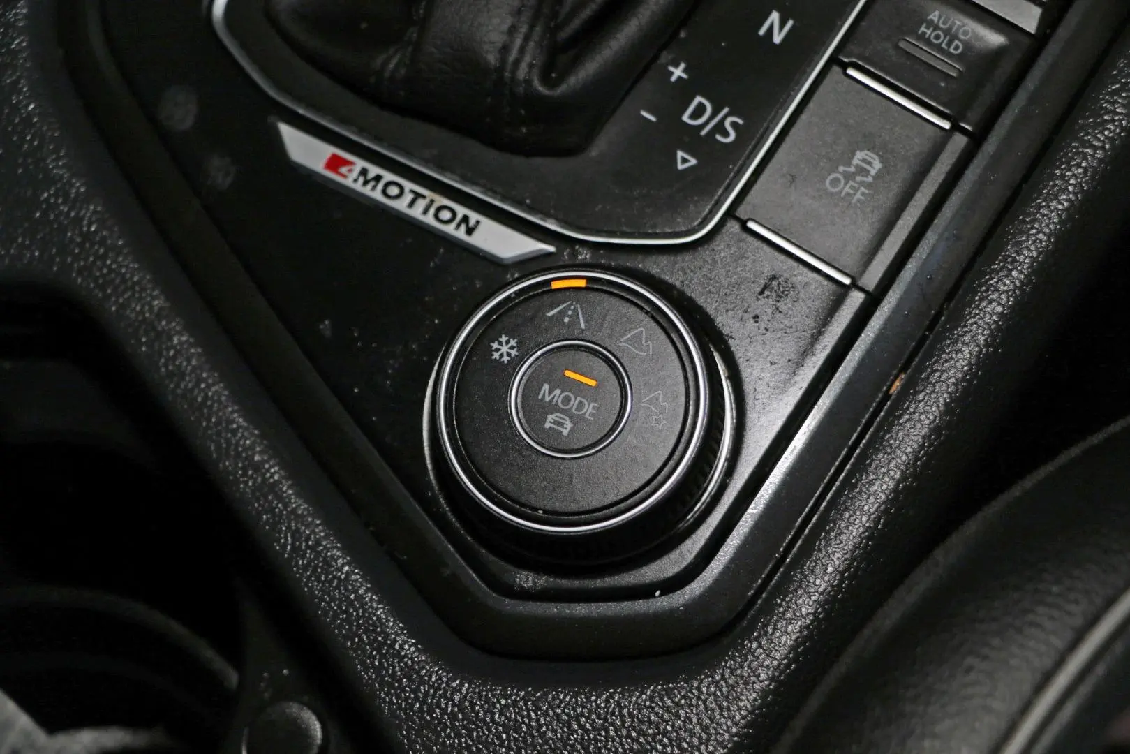 2016 Volkswagen Tiguan Gallery Image 14
