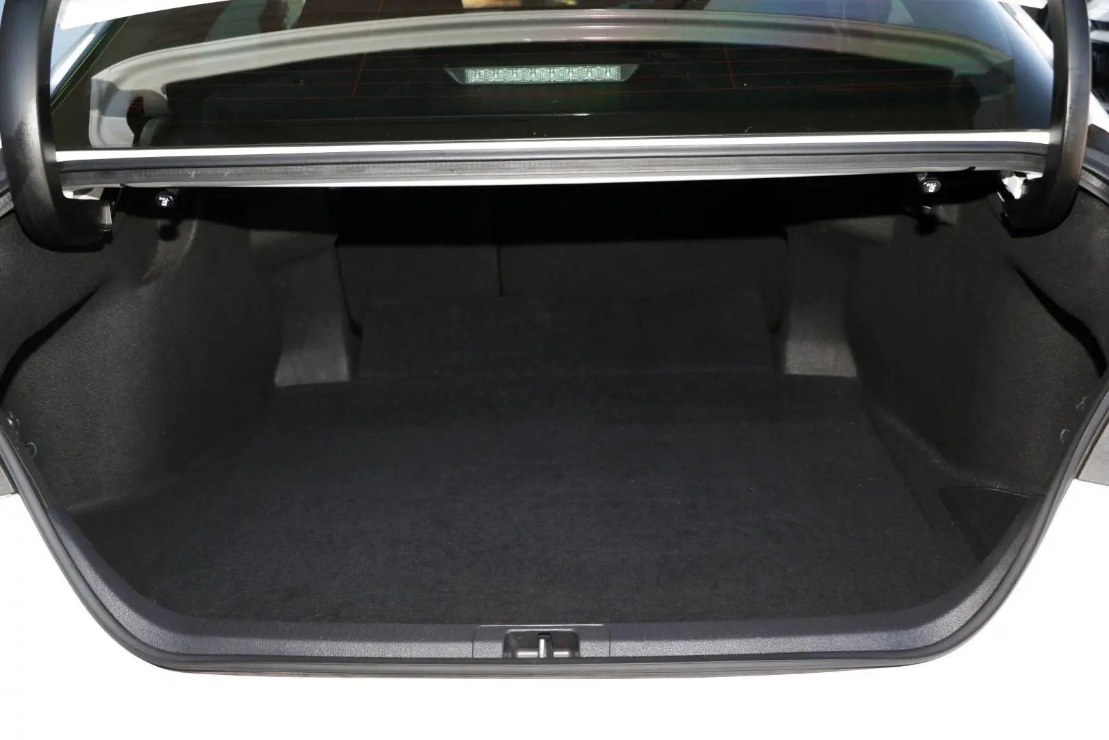 2018 Toyota Camry Gallery Image 23