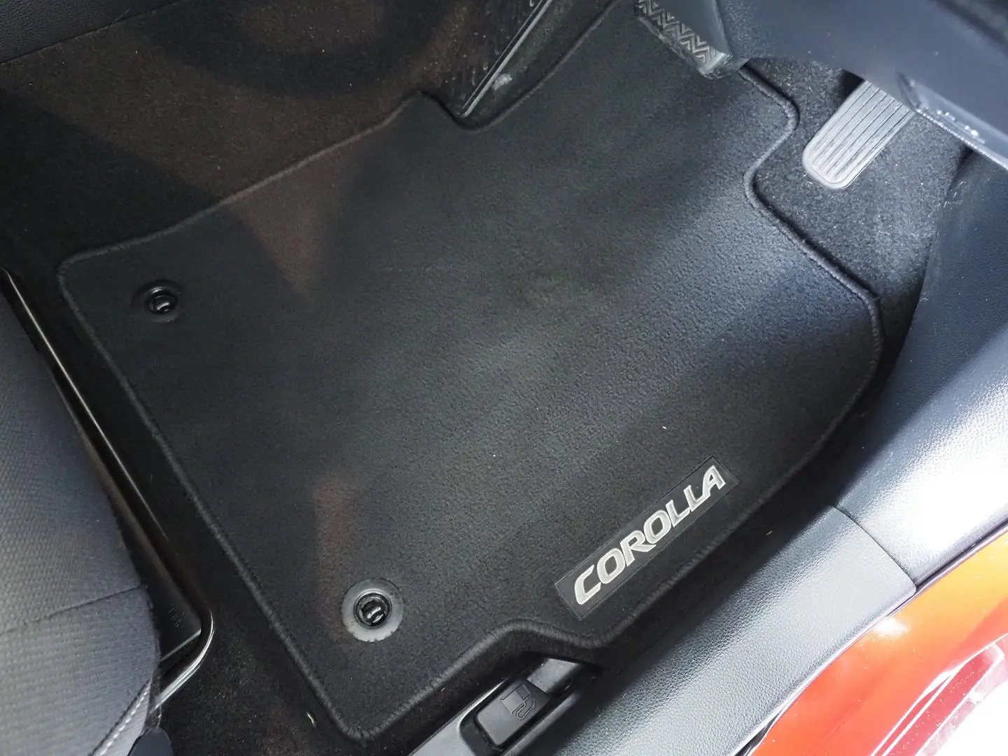 2019 Toyota Corolla Gallery Image 17