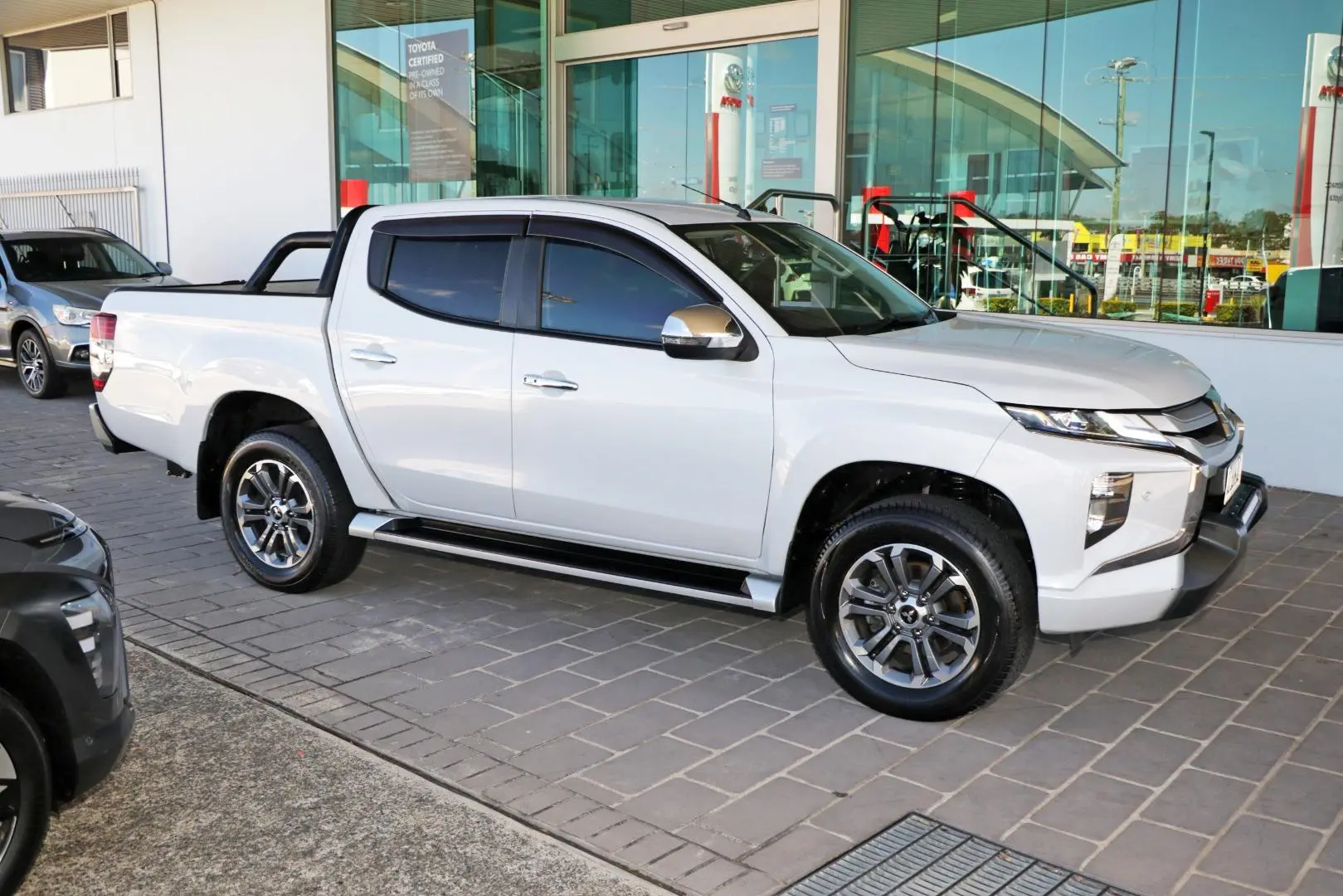 2022 Mitsubishi Triton Gallery Image 5
