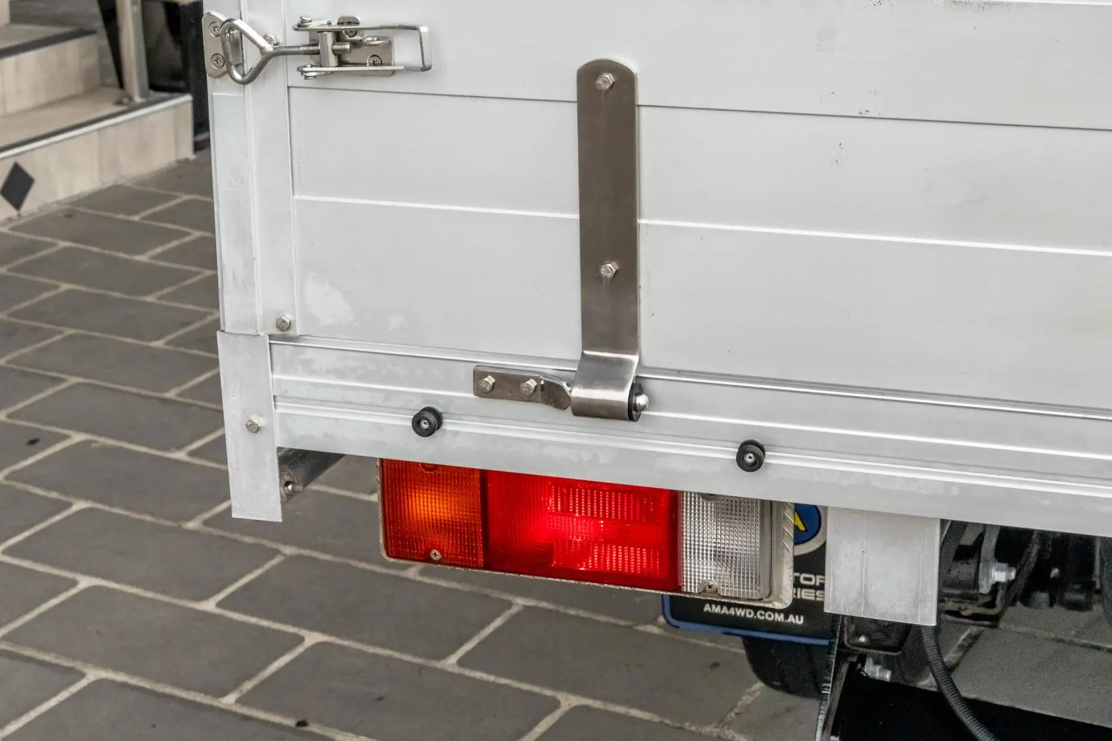 2019 Toyota Hilux Gallery Image 18