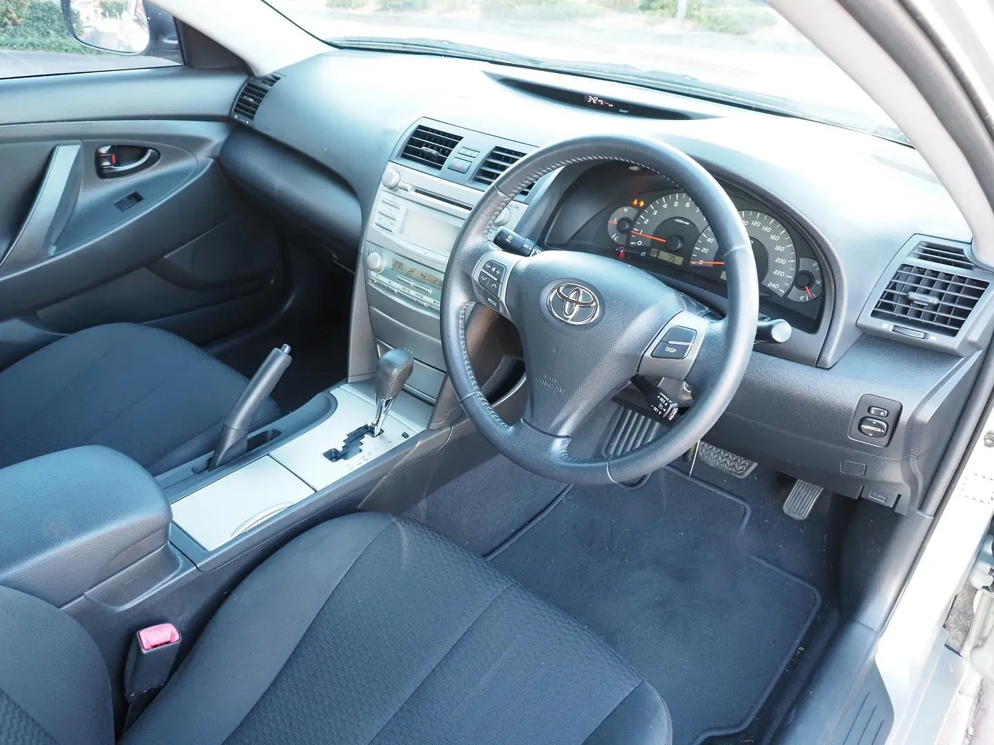 2009 Toyota Camry Gallery Image 5