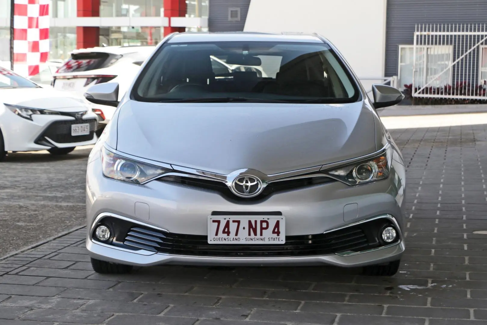 2018 Toyota Corolla Gallery Image 3